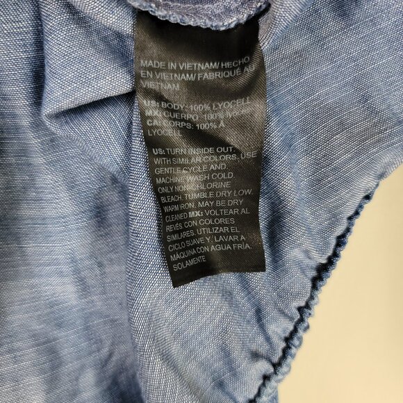 White House Black Market WHBM Chambray Lace Up Peasant Top L - Picture 6 of 8